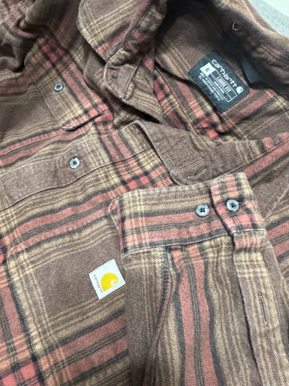 Carhartt 105947 Men’s XL Chestnut Plaid Heavyweight Flannel Shirt Loose Fit